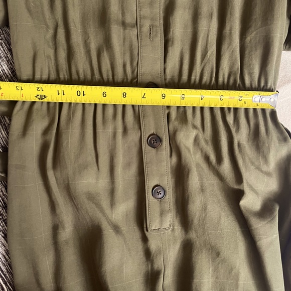 Madewell Short-Sleeved Belted Jumpsuit (S) - Picture 10 of 10